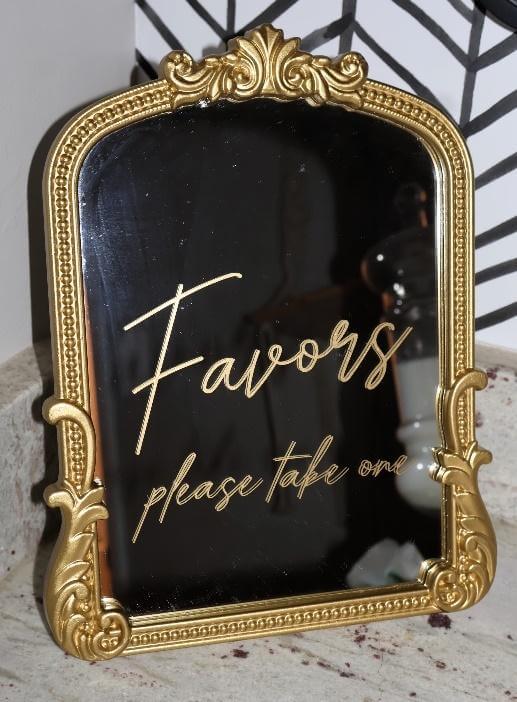 “Favors” Sign